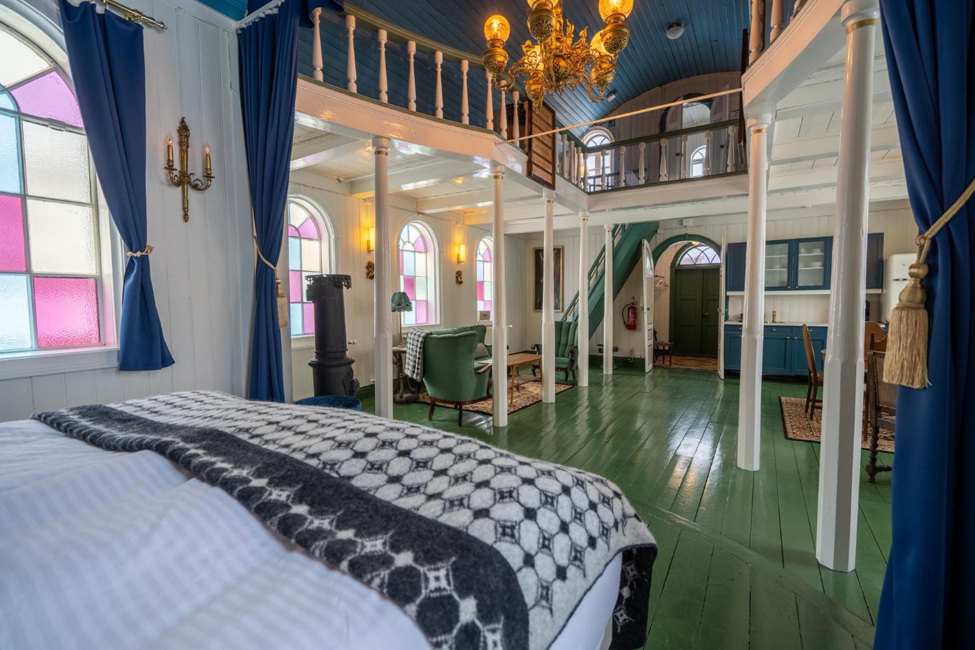 Hotel Bloenduos Блёндюоус Экстерьер фото