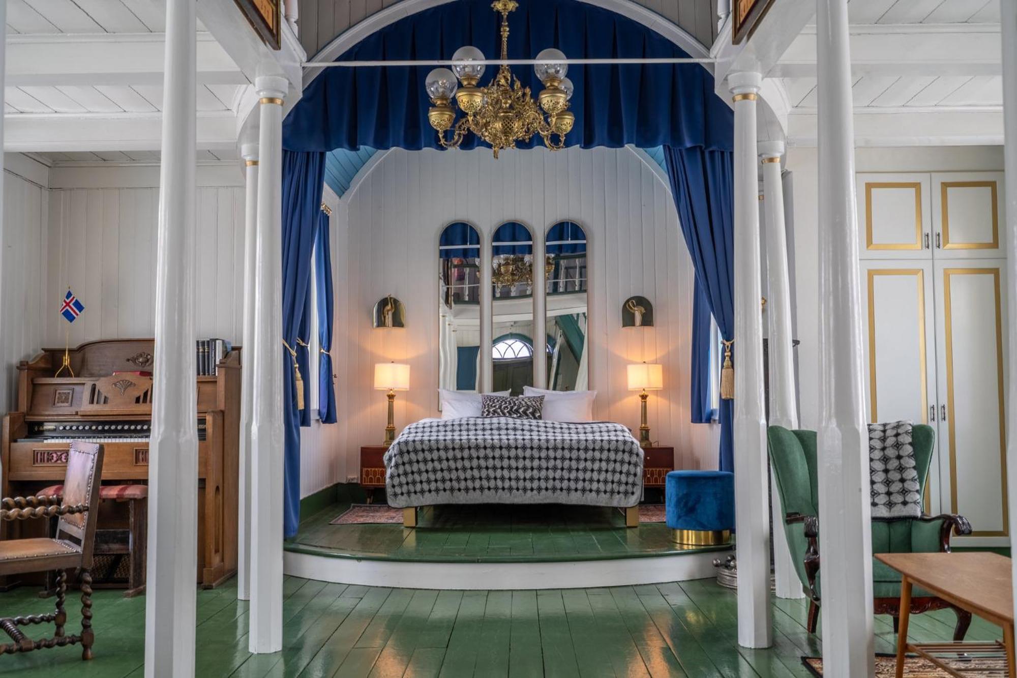 Hotel Bloenduos Блёндюоус Экстерьер фото